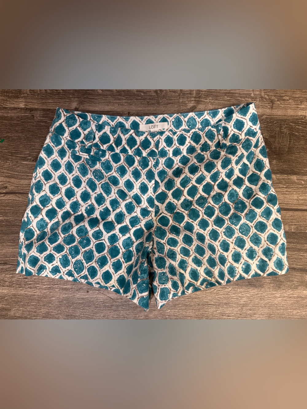 LOFT Riviera Linen Blend Shorts Turquoise Geometric Print Size 6 - Picture 2 of 11